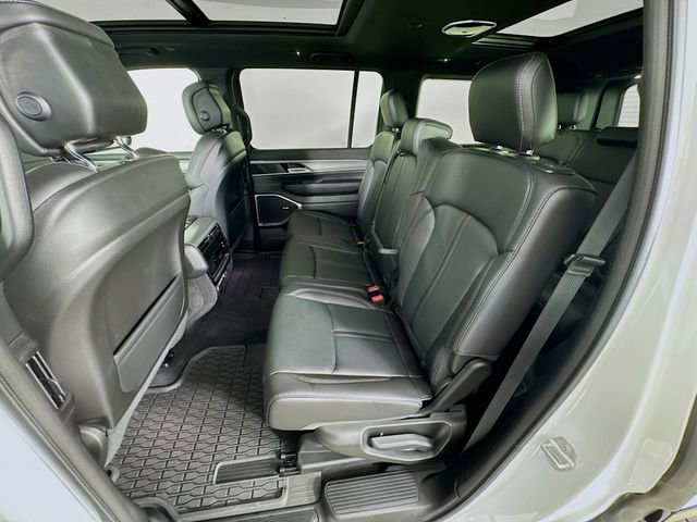 New 2026 Jeep Grand Wagoneer 4WD image 29