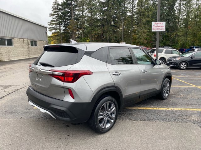 Certified 2023 Kia Seltos LX image 8