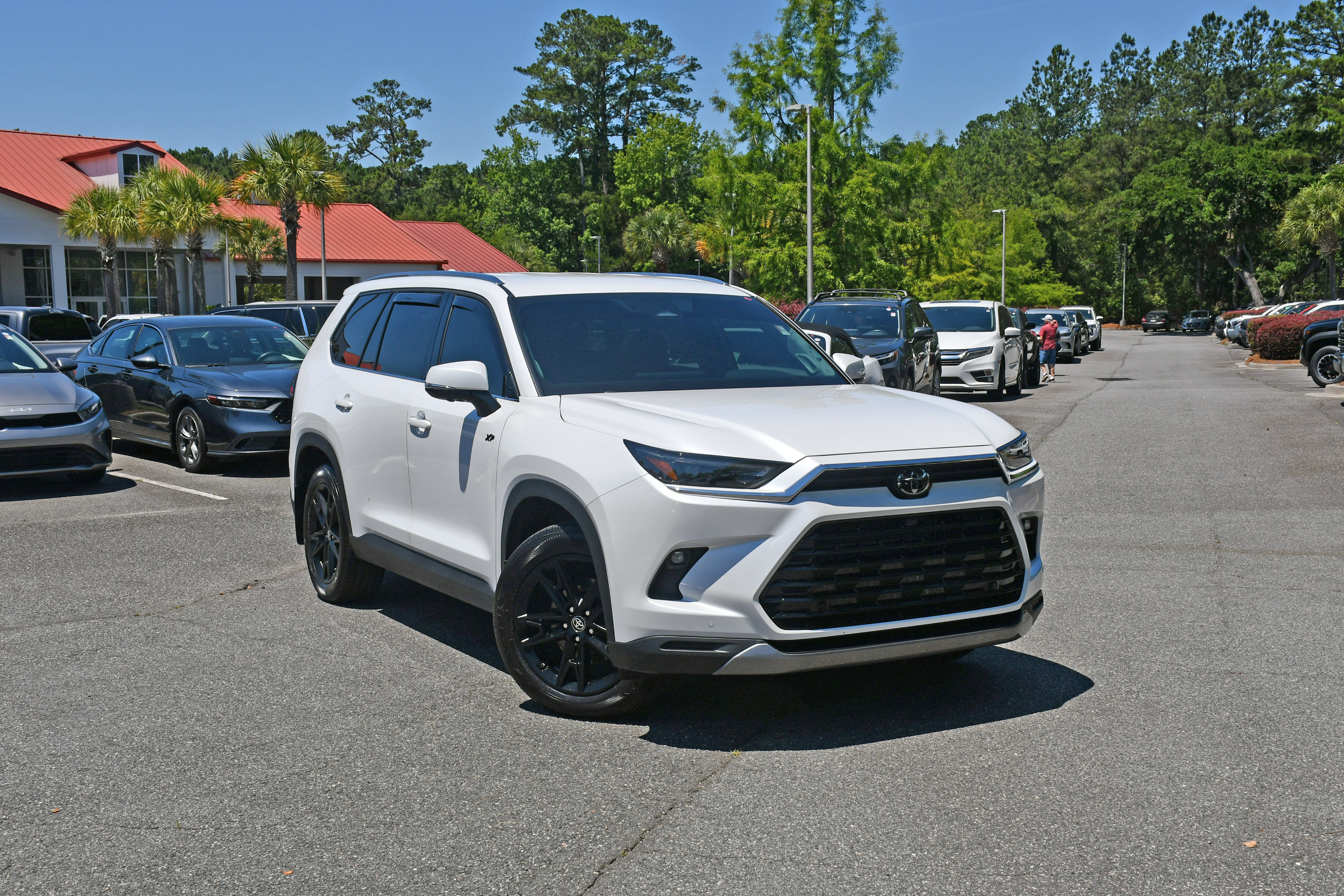 Certified 2025 Toyota Grand Highlander AWD Hybrid image 6