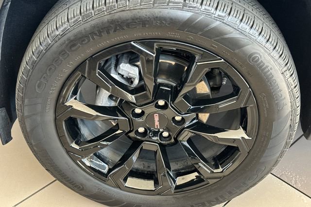 Used 2026 GMC Terrain Elevation w/ Black Edition image 23