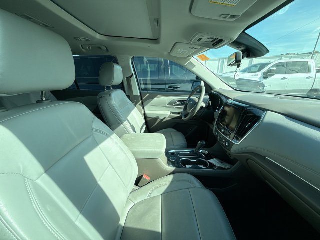 Used 2019 Chevrolet Traverse LT w/ LT Premium Package FWD image 11