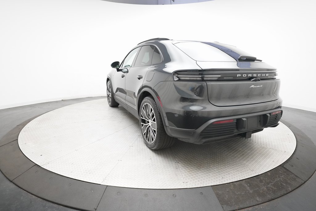 Used 2024 Porsche Macan 4 Electric image 3