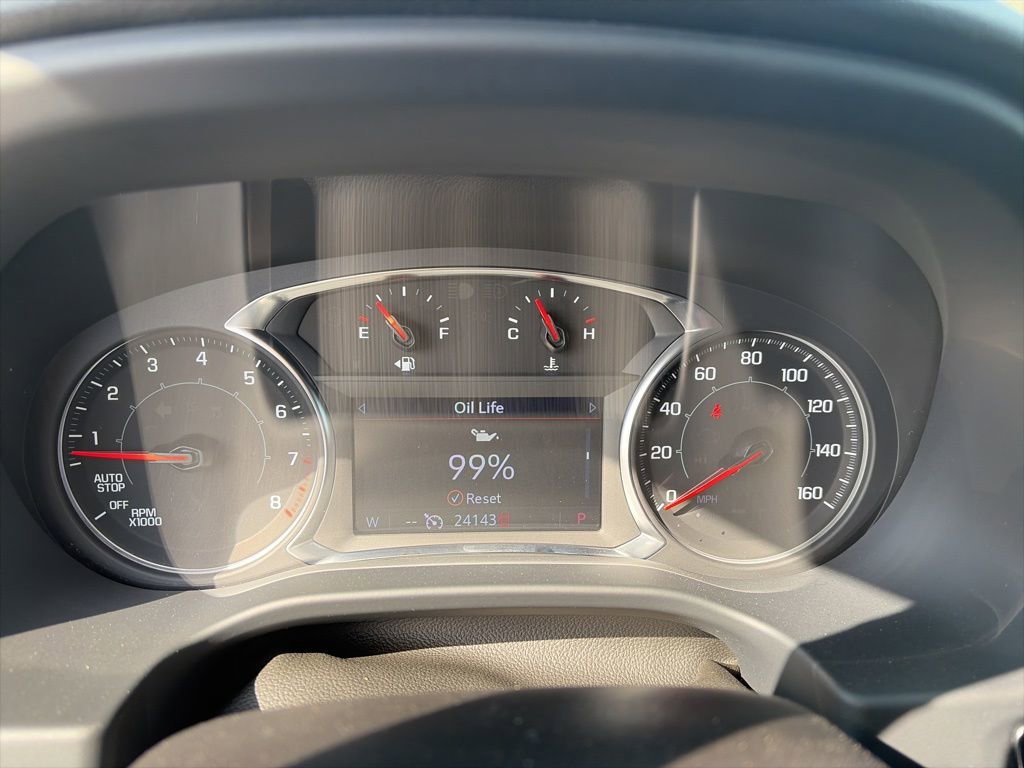 Used 2023 GMC Acadia SLT w/ LPO, Floor Liner Package image 13