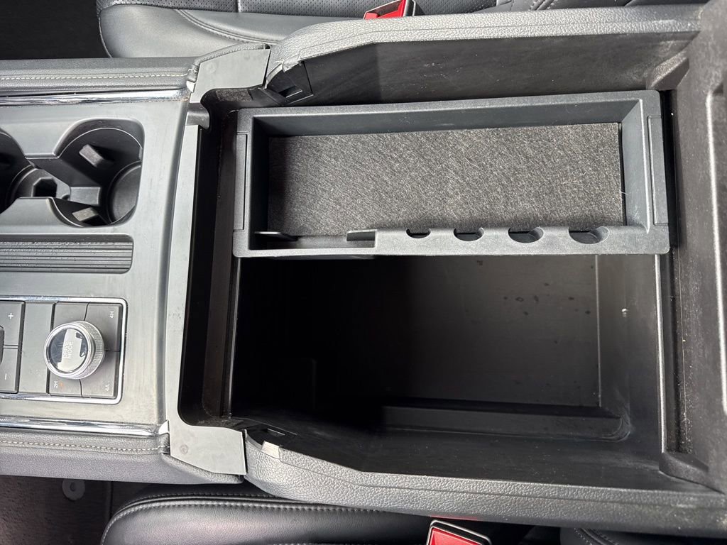 Used 2024 Ford Expedition XLT AWD/4WD image 26