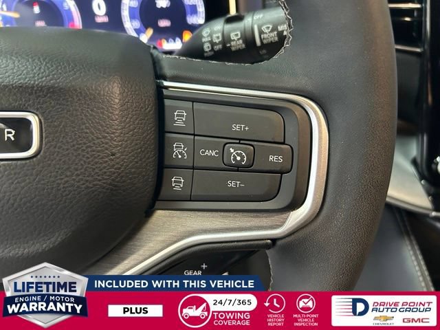 Used 2025 Jeep Wagoneer Series II AWD/4WD image 19