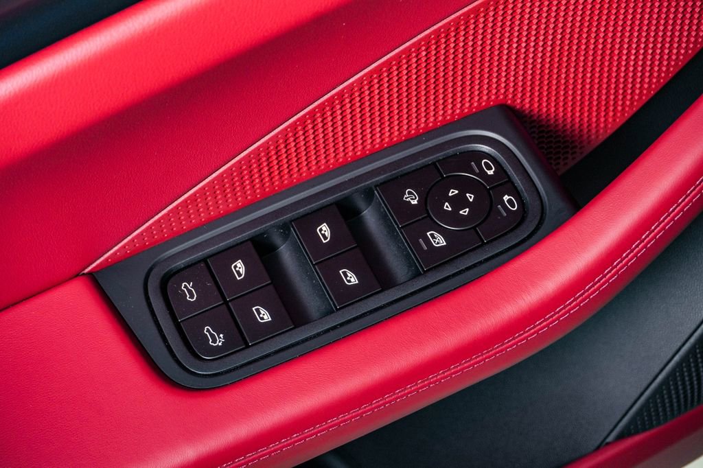 New 2026 Porsche Macan 4 Electric AWD/4WD image 26