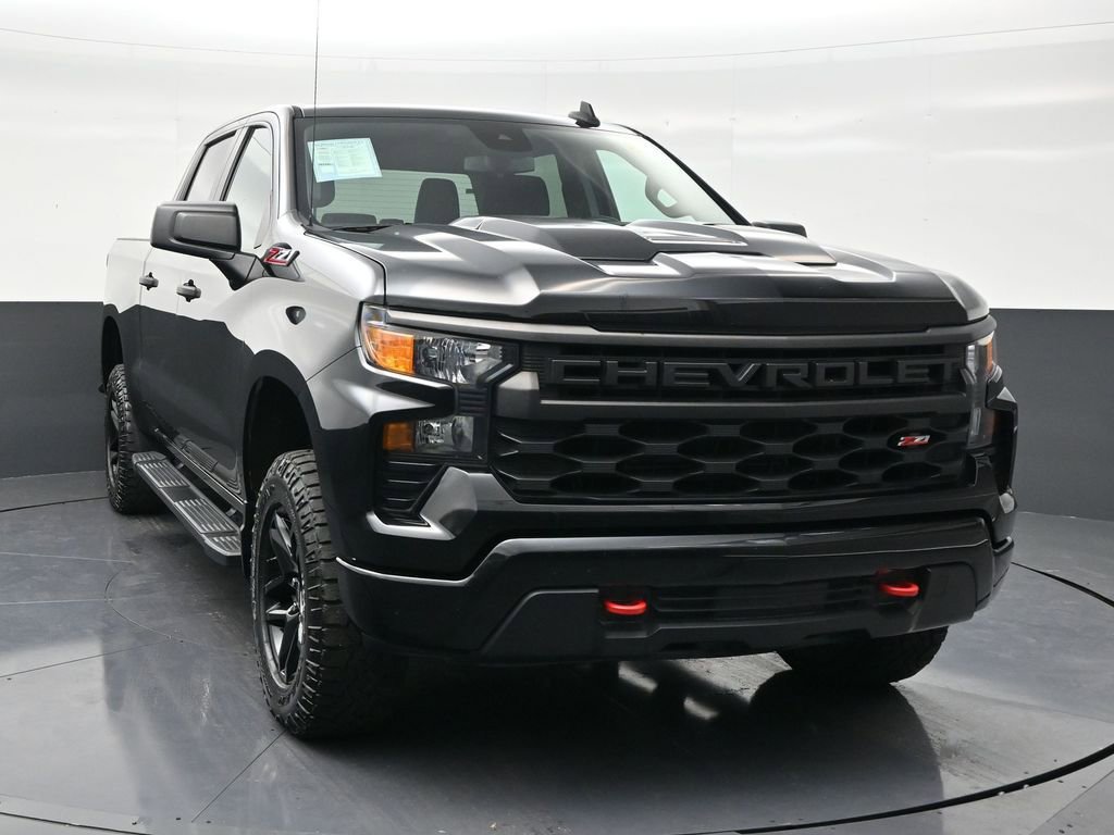 Used 2023 Chevrolet Silverado 1500 Custom Trail Boss AWD/4WD image 7
