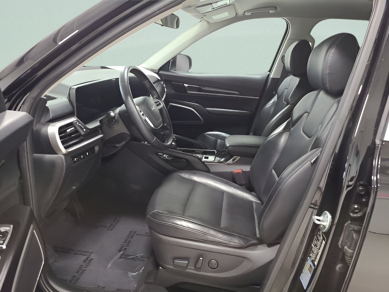 Used 2023 Kia Telluride S AWD/4WD image 17