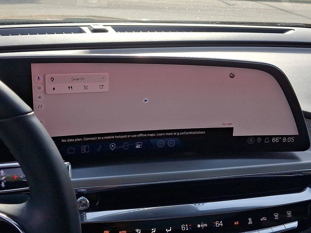 Used 2024 Cadillac Lyriq Luxury AWD/4WD image 17