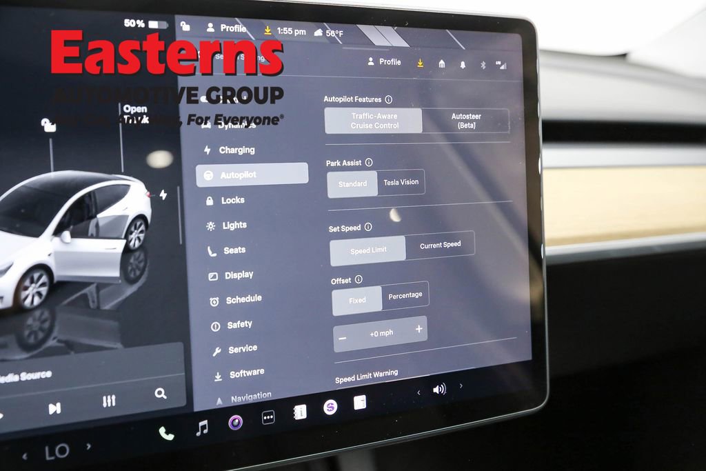 Used 2022 Tesla Model Y Long Range image 17