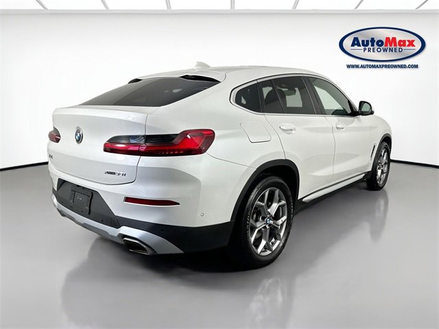 Used 2024 BMW X4 xDrive30i image 2