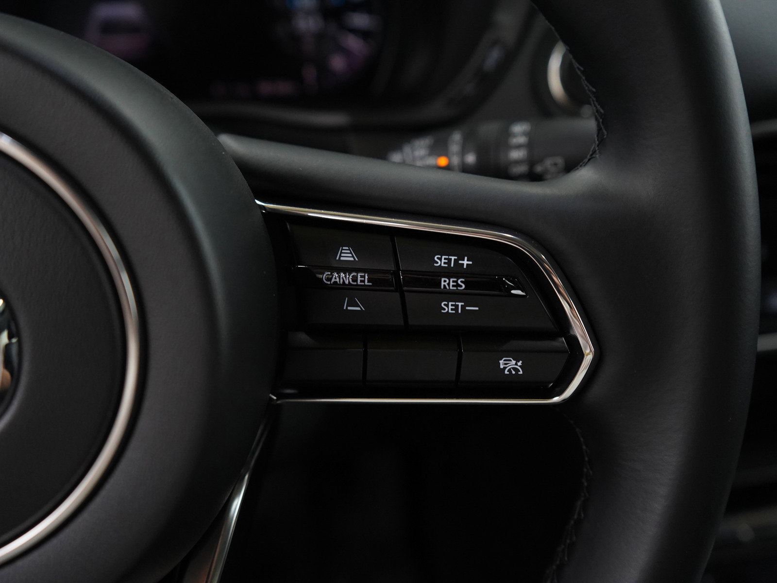 Certified 2025 MAZDA CX-90 Plug-In Hybrid w/ Preferred image 20