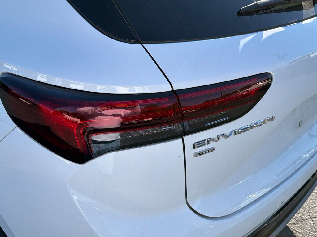 Used 2023 Buick Envision Essence w/ Sport Touring Package AWD/4WD image 25