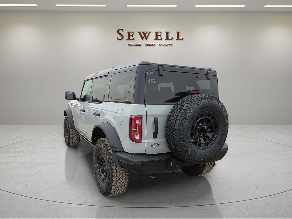New 2026 Ford Bronco Badlands image 3