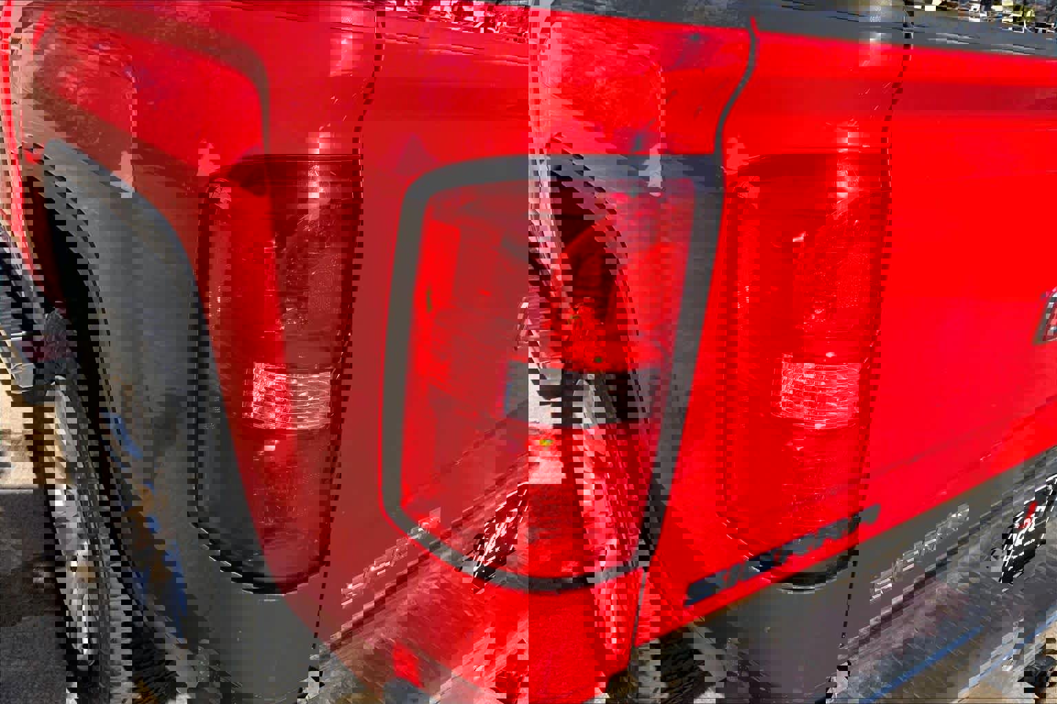 Used 2014 GMC Sierra 1500 SLE w/ SLE Value Package image 28