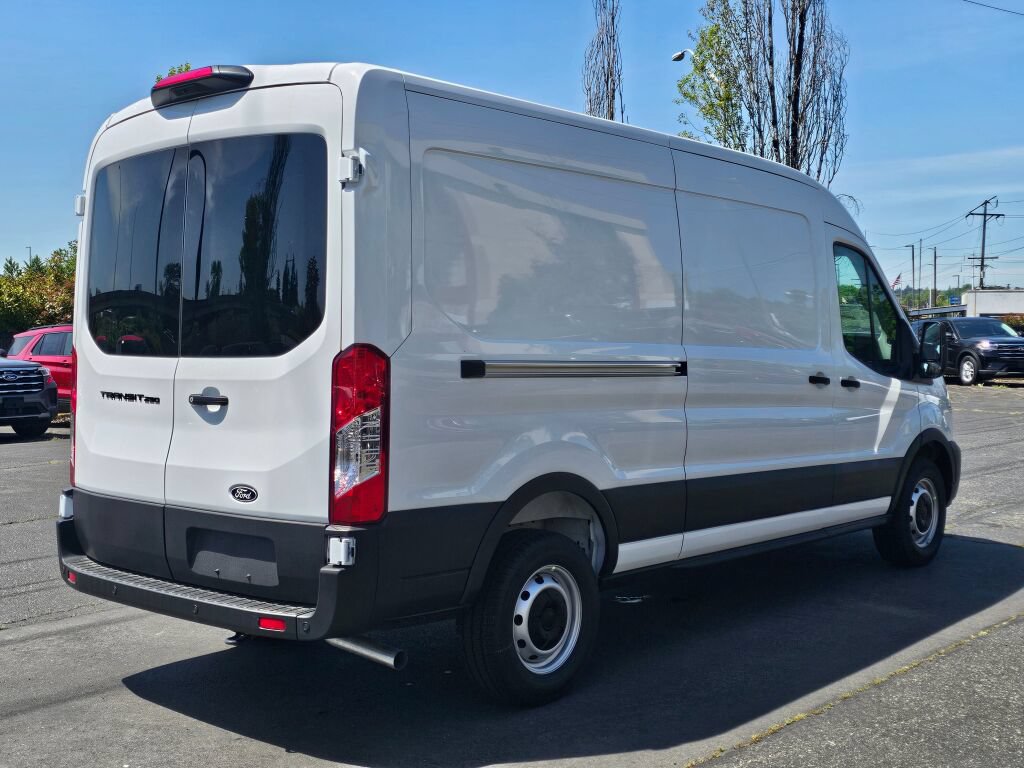 New 2026 Ford Transit 250 148 Medium Roof RWD image 5