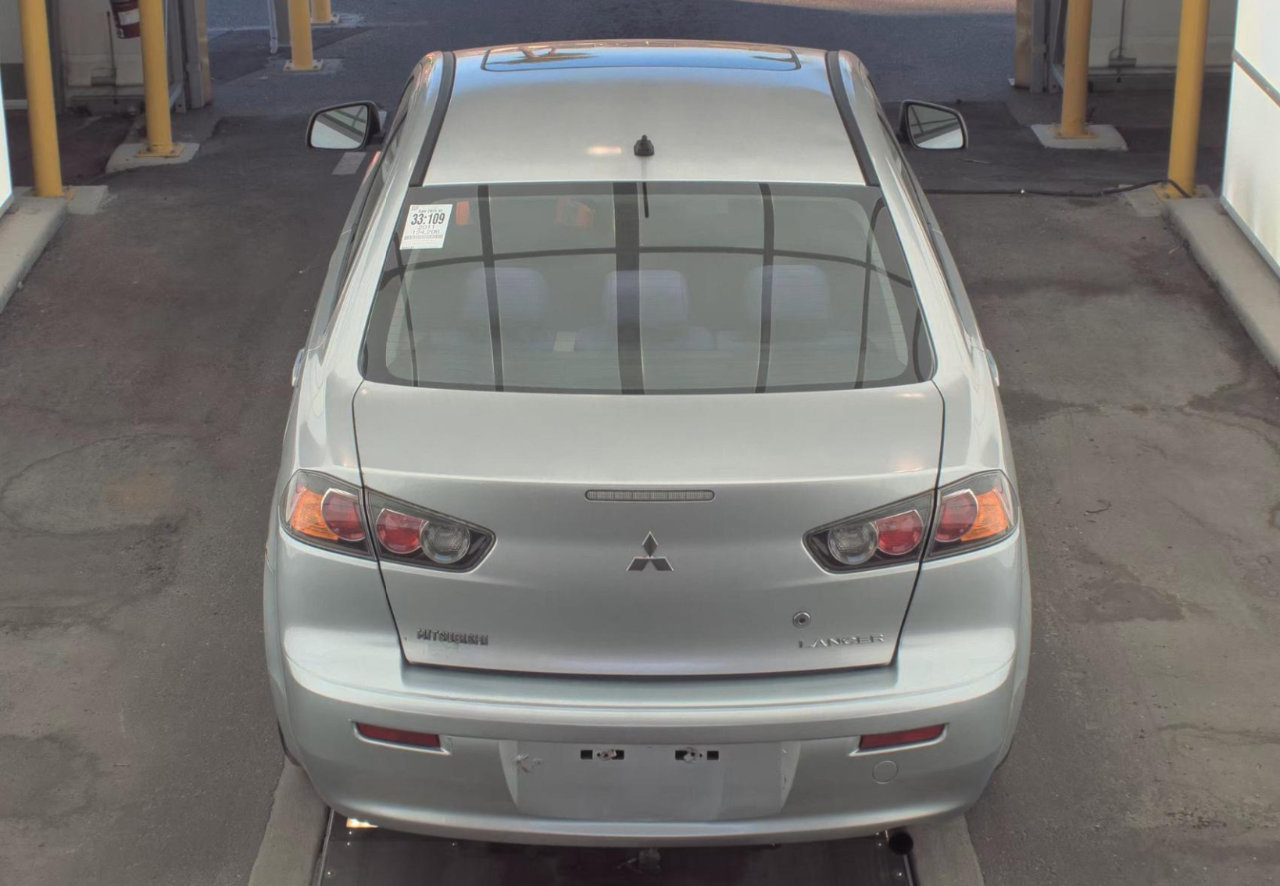 Used 2011 Mitsubishi Lancer SE image 3