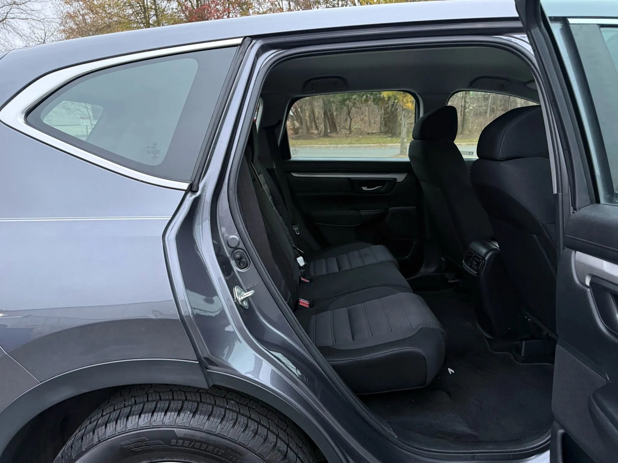 Used 2019 Honda CR-V LX image 23