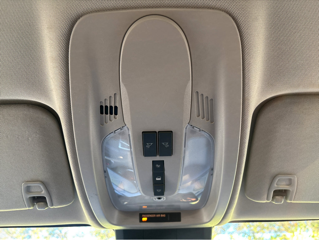 Used 2015 Chevrolet Equinox LT w/ Driver Convenience Package image 28