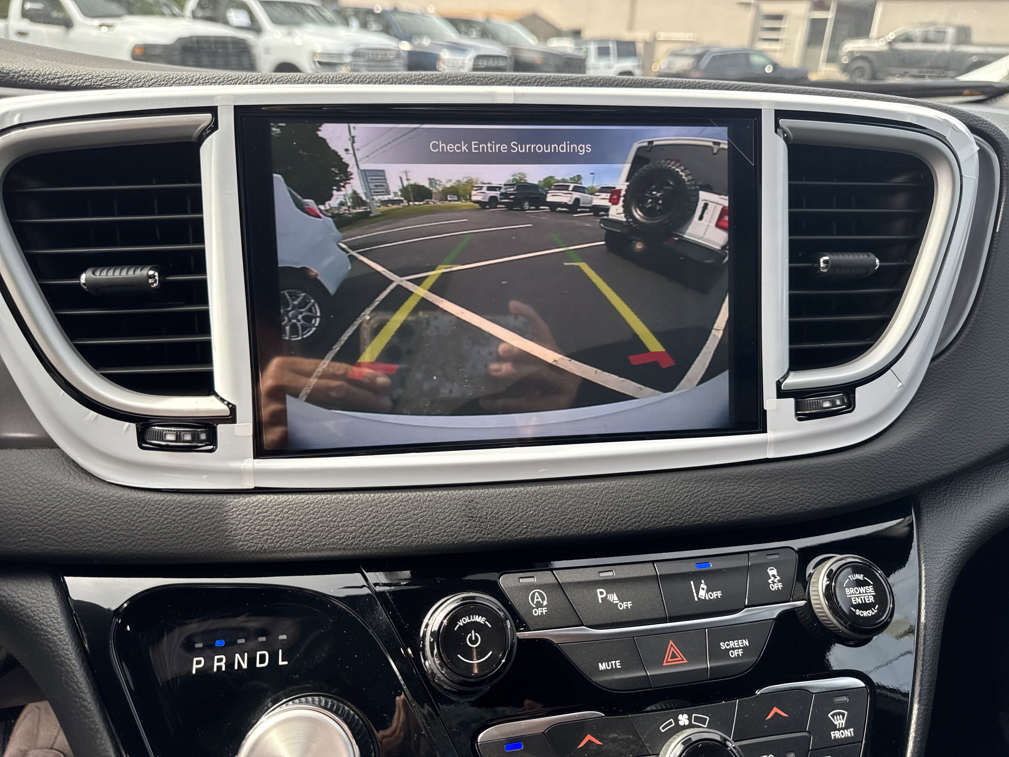 New 2026 Chrysler Voyager LX image 30