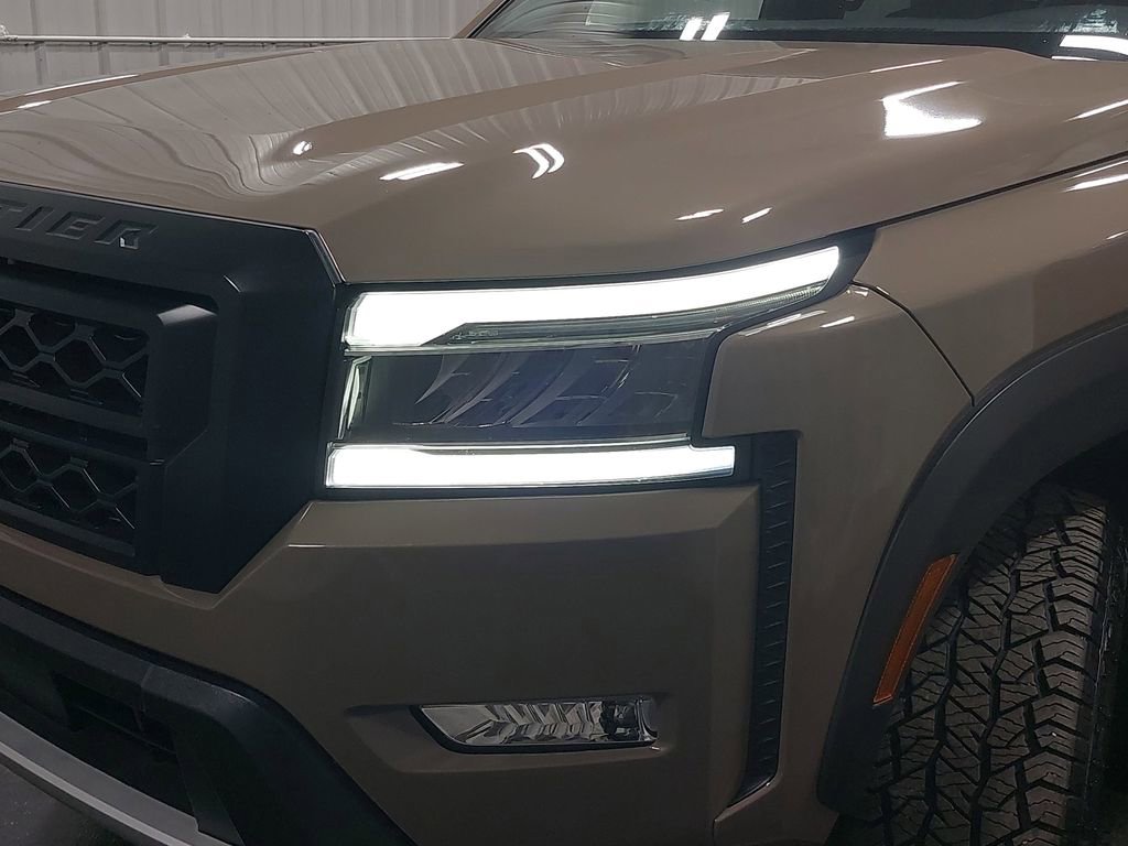 Used 2024 Nissan Frontier PRO-4X w/ Pro Convenience Package image 31