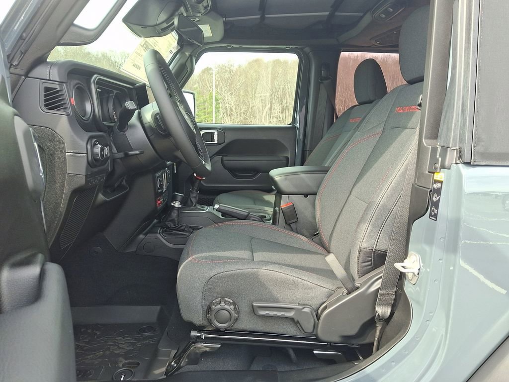 Used 2026 Jeep Wrangler Rubicon image 6