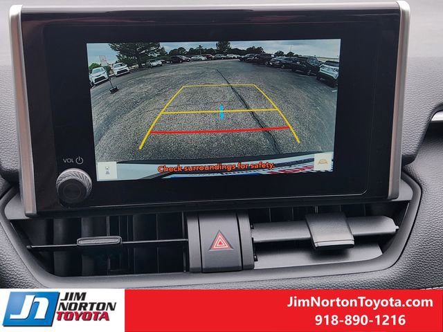 Used 2025 Toyota RAV4 XLE w/ Convenience Package FWD image 20