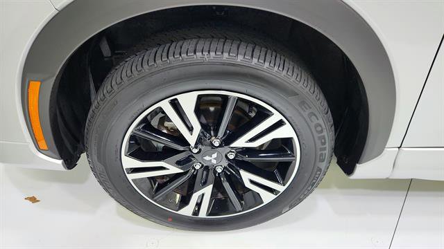Used 2025 Mitsubishi Eclipse Cross SE image 36