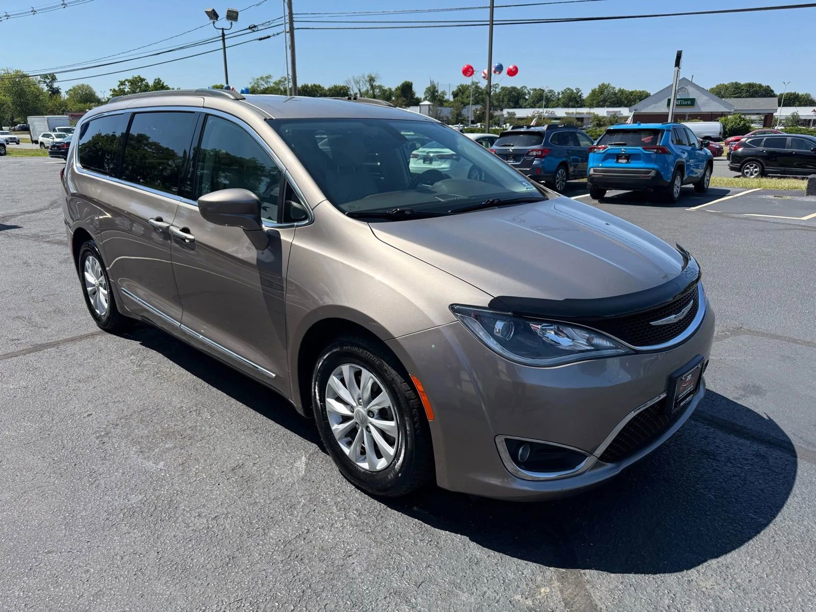 Used 2017 Chrysler Pacifica Touring-L image 5