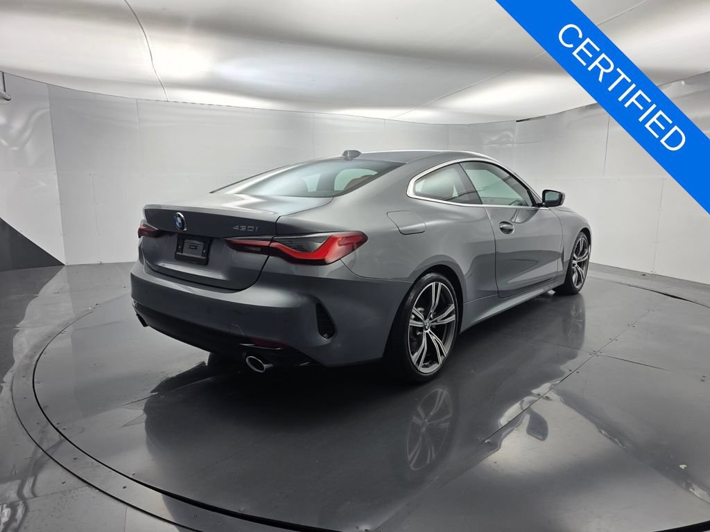 Used 2024 BMW 430i Coupe w/ Convenience Package RWD image 4