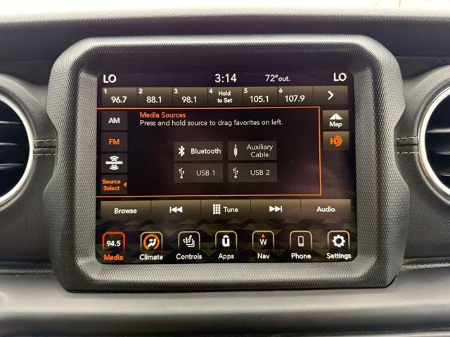 Used 2021 Jeep Wrangler Unlimited Sahara w/ Cold Weather Group image 23