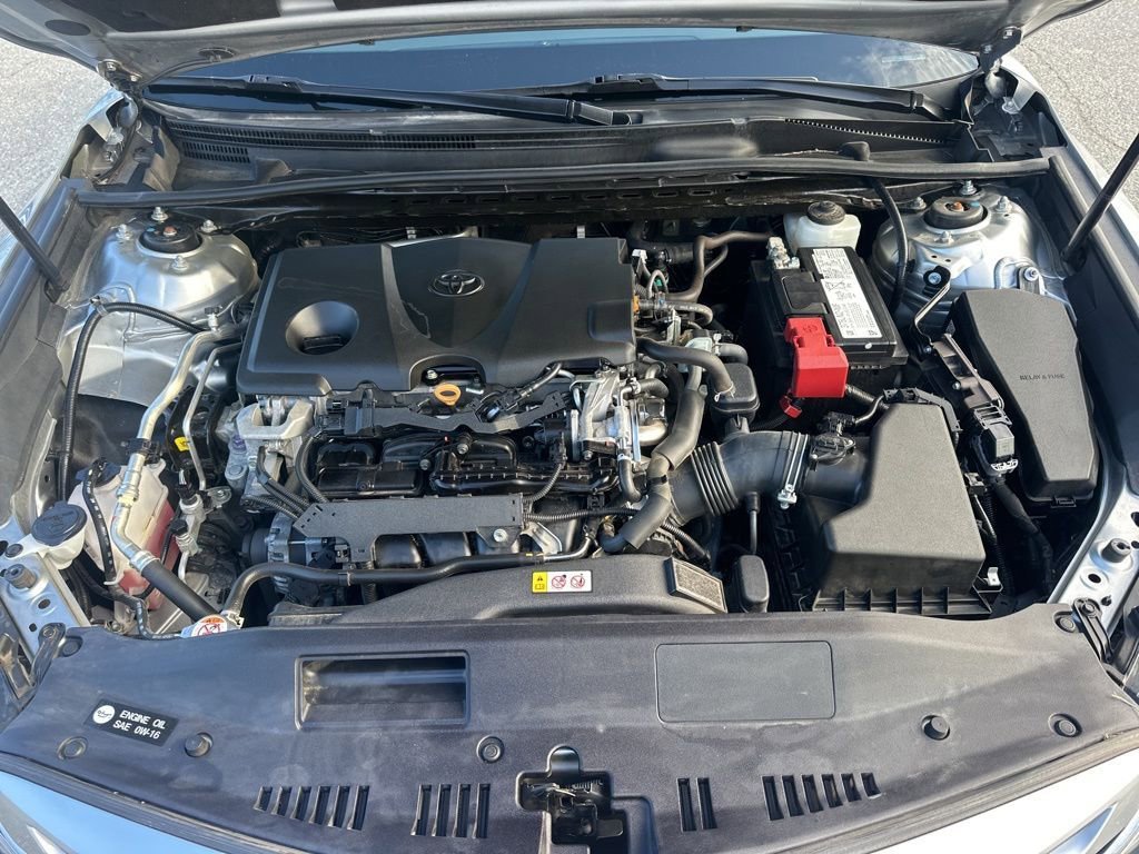 Used 2020 Toyota Camry SE image 30