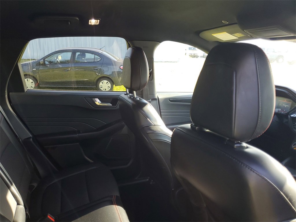 Used 2023 Ford Escape ST-Line image 31