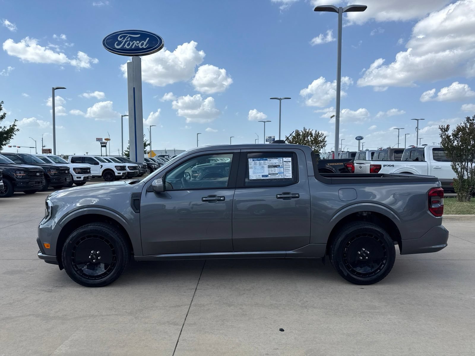 New 2026 Ford Maverick Lobo AWD/4WD image 2