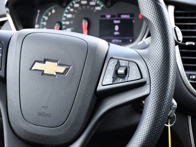 Used 2020 Chevrolet Trax LS w/ Tint and Cruise Package image 20