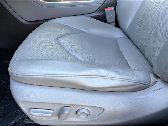 Used 2020 Toyota Highlander Limited image 12