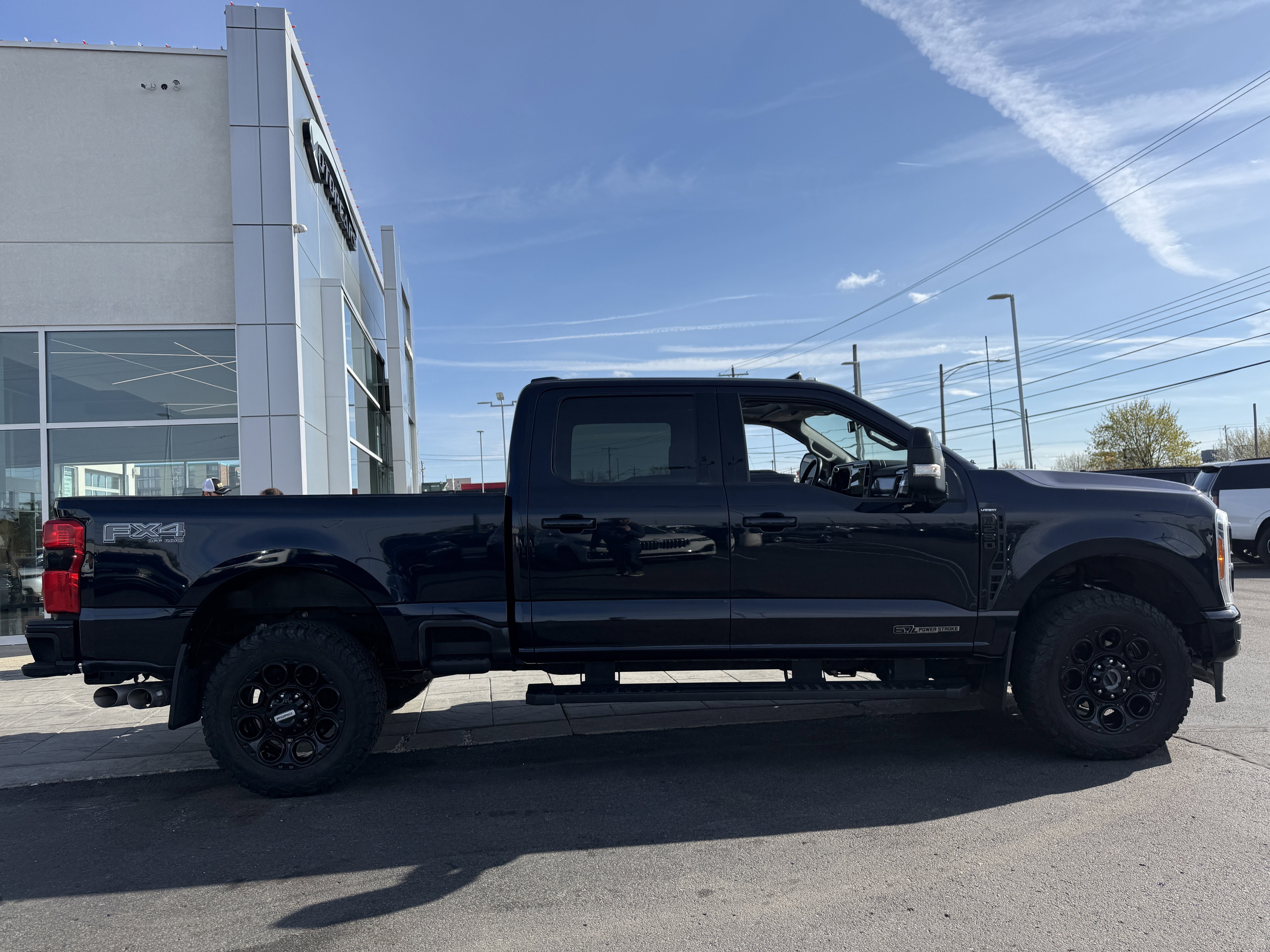 Used 2023 Ford F250 Lariat w/ Lariat Ultimate Package image 7