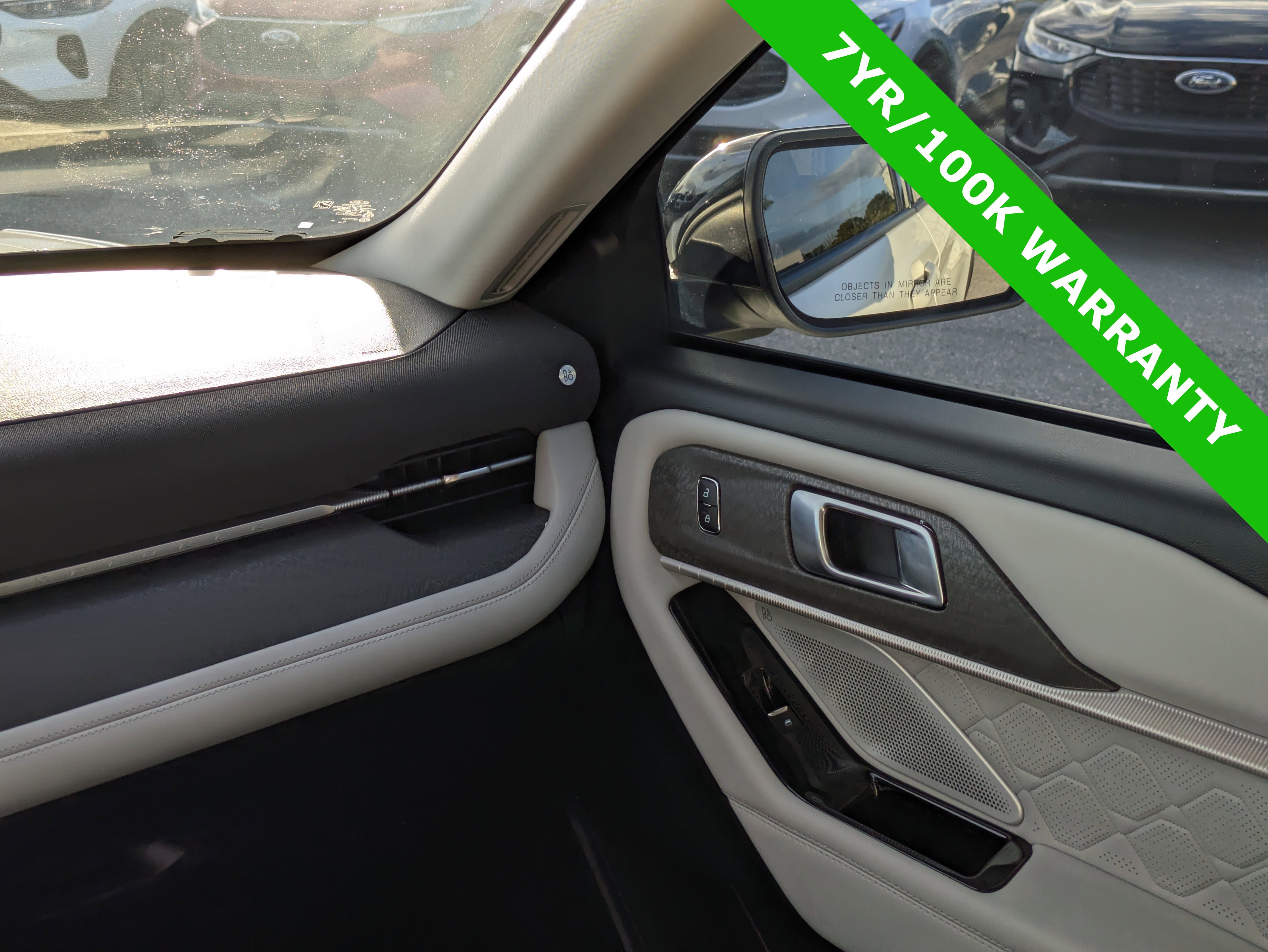 Certified 2025 Ford Explorer Platinum w/ Ultimate Package image 19