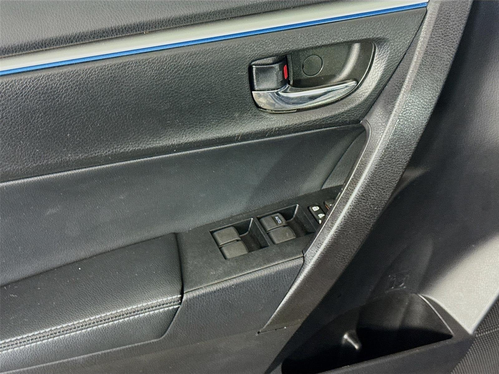 Used 2016 Toyota Corolla S FWD image 18