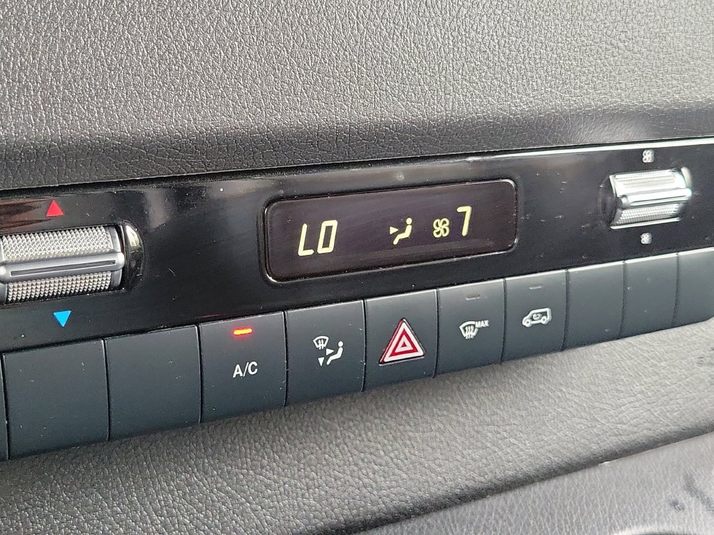 Used 2023 Mercedes-Benz Sprinter 2500 image 30