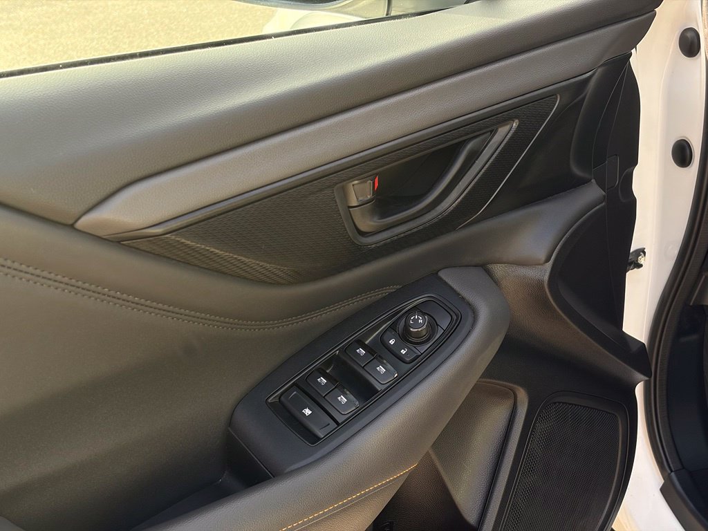 Used 2025 Subaru Outback Wilderness AWD/4WD image 13