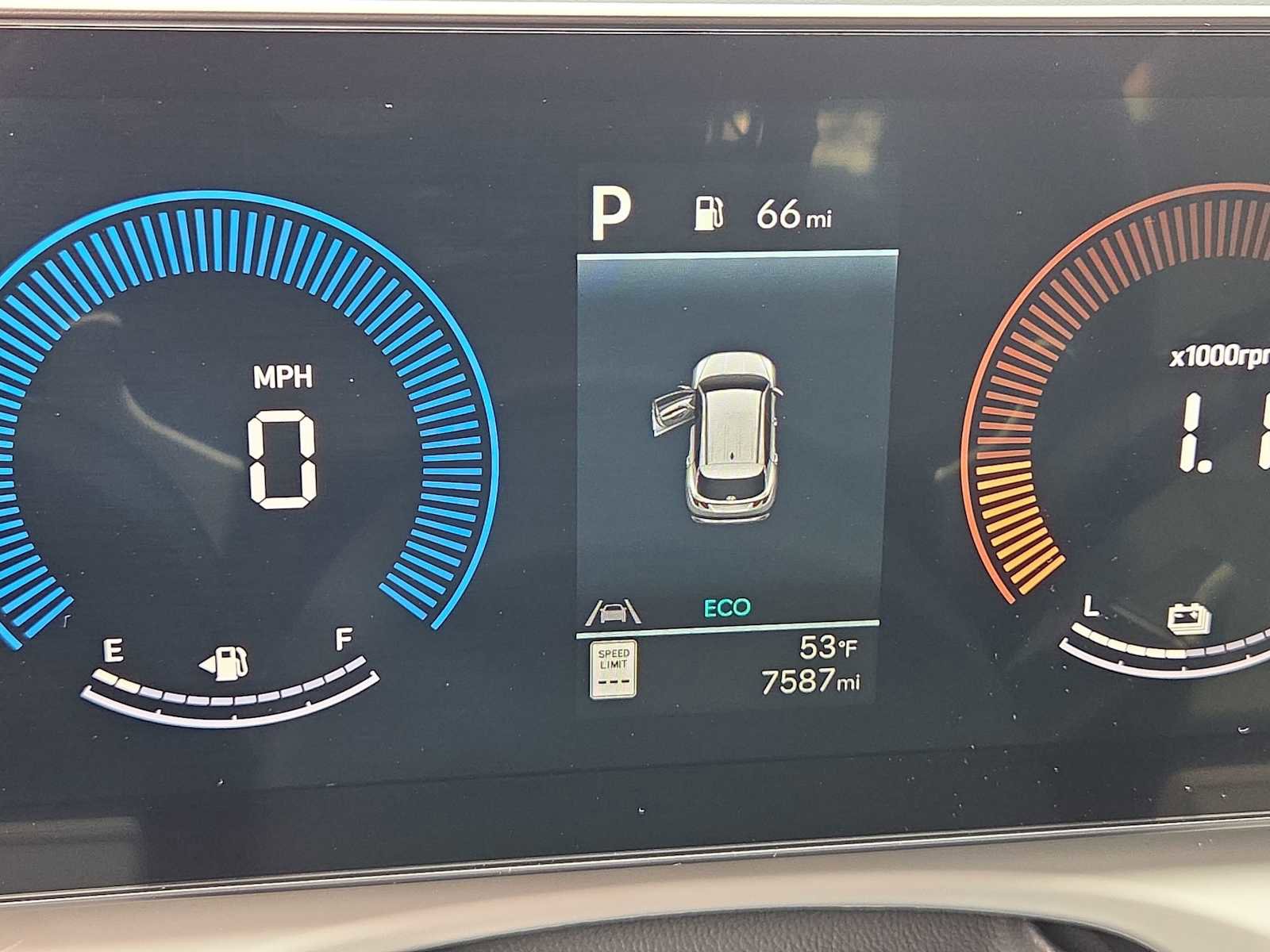 New 2025 Hyundai Tucson Blue image 32