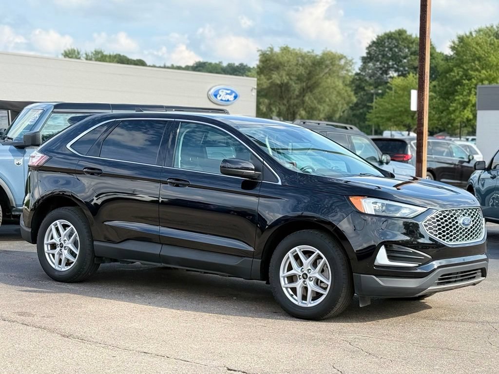 Certified 2023 Ford Edge SEL AWD/4WD image 26
