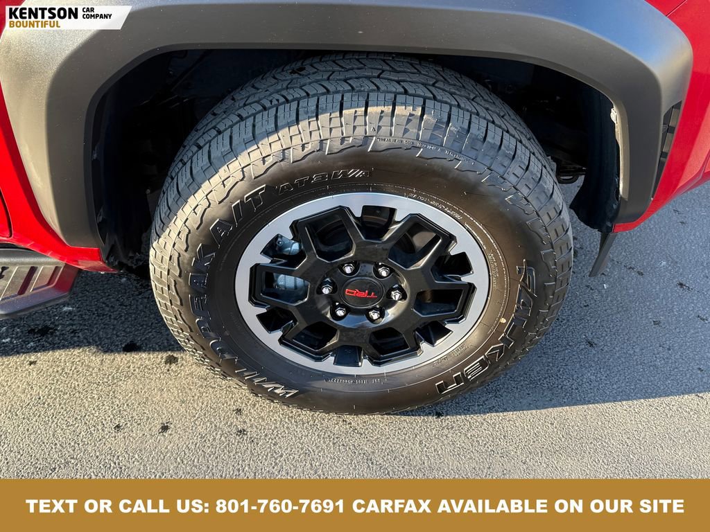 Used 2025 Toyota 4Runner TRD Off-Road image 16