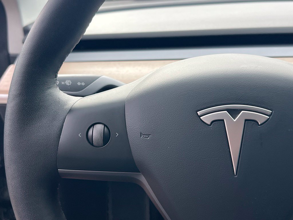 Used 2022 Tesla Model 3 Long Range AWD/4WD image 21