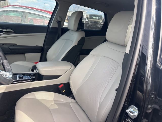 Certified 2023 Kia Sportage EX FWD image 12