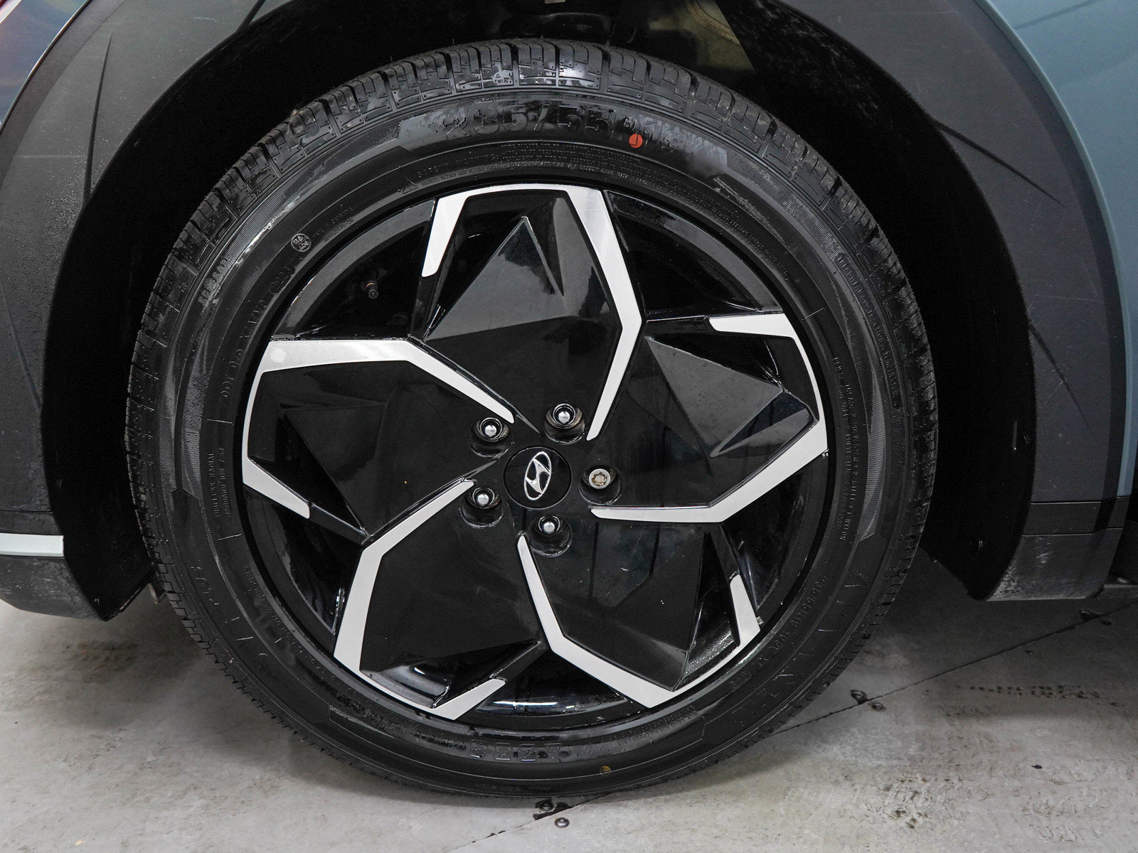 Certified 2024 Hyundai Ioniq 5 SEL AWD/4WD image 28
