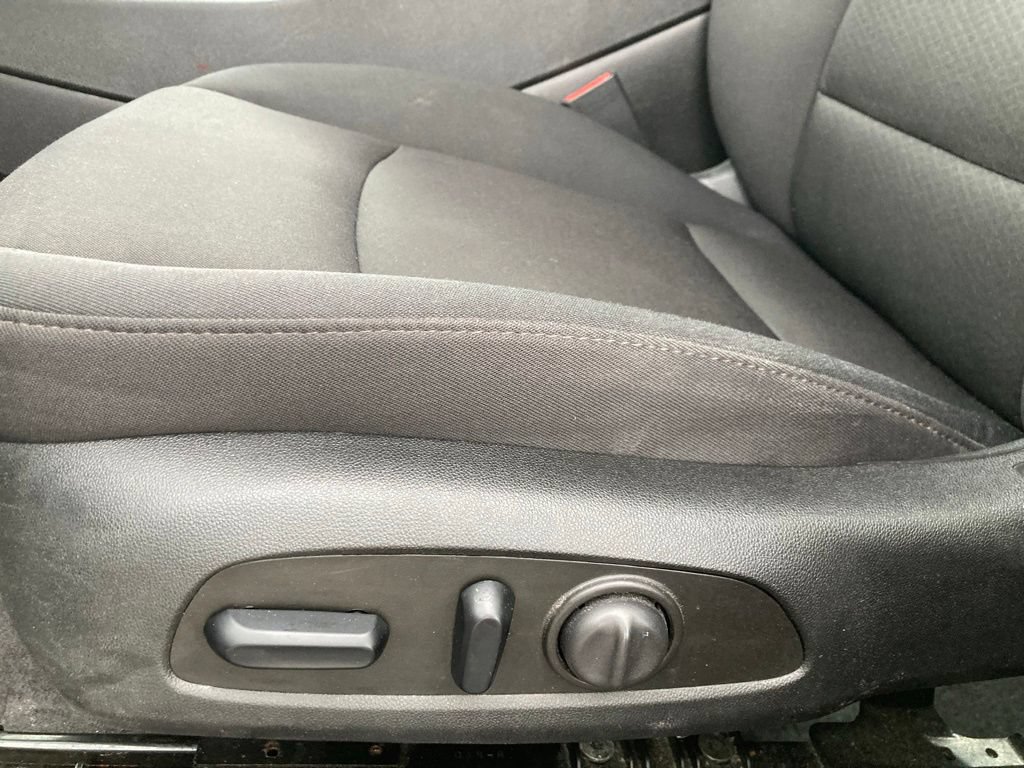 Used 2023 Chevrolet Malibu LT FWD image 4