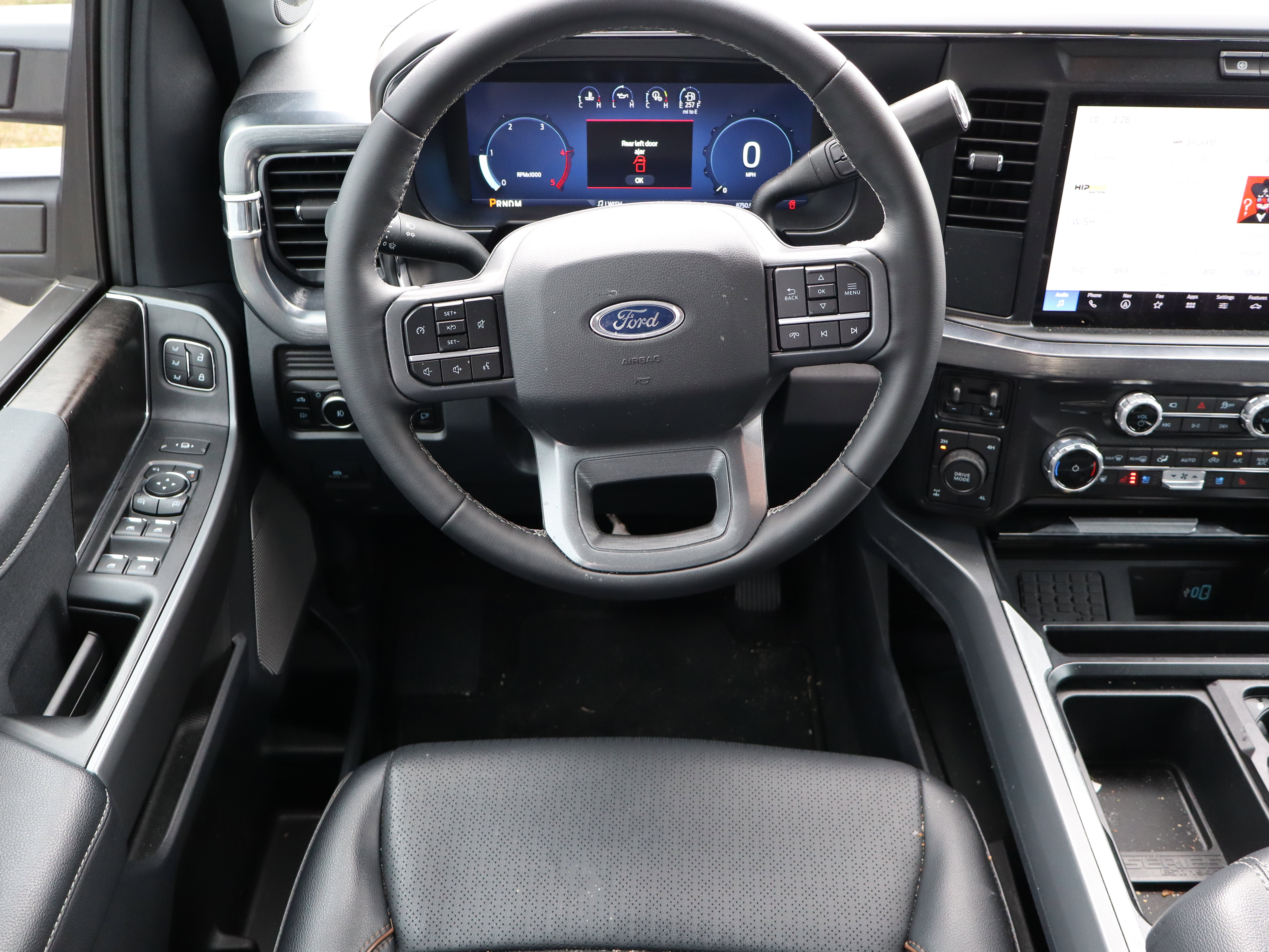 Used 2025 Ford F350 Lariat w/ Black Appearance Package image 19