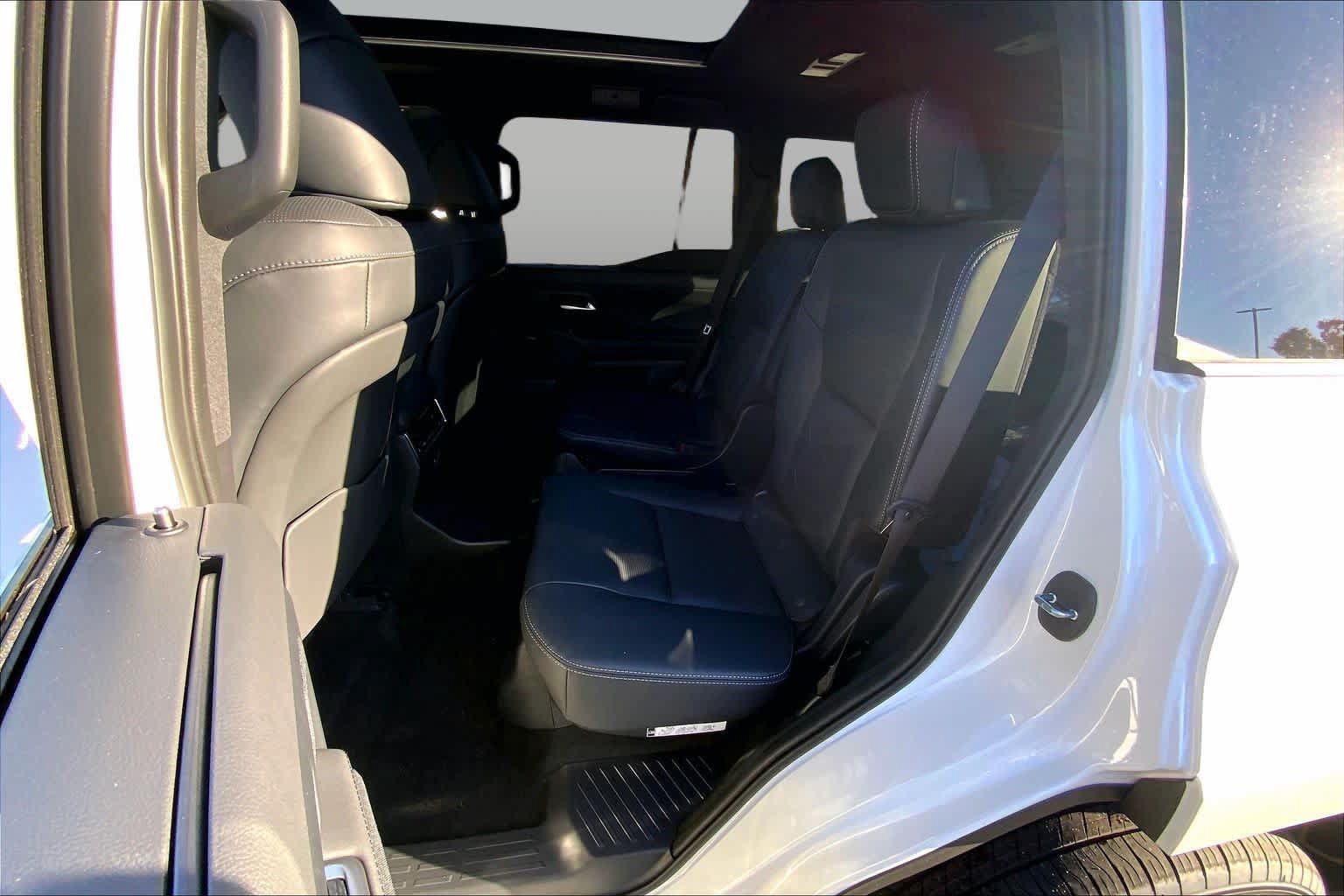 New 2026 Lexus GX 550 w/ Accessory Package (2T) AWD/4WD image 20